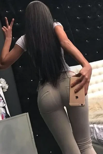 Svetlana, sexy Amsterdam escort girl open to shared couple experiences