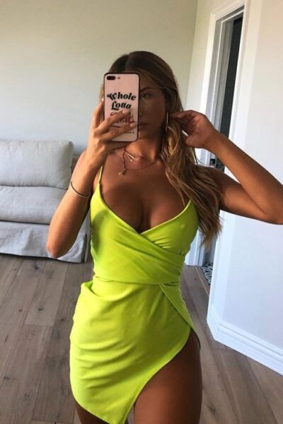 Luxury escort Sarra available for hotel visits in Amsterdam