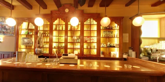 Inside 420 Café Amsterdam – Cozy Interior of a Classic Dutch Coffeeshop