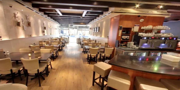 420 Café Amsterdam – Classic Cannabis Coffeeshop in the City Center