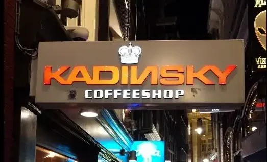 Kadinsky Coffeeshop Amsterdam – Stylish and Central Cannabis Café Near Dam Square