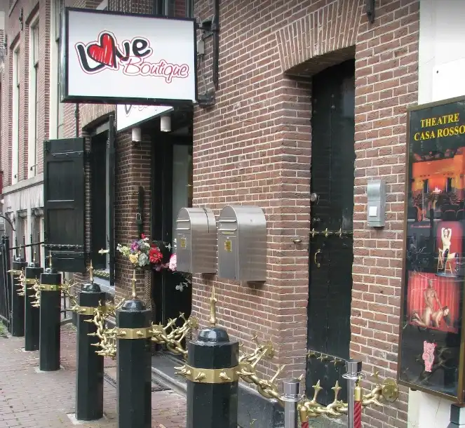 Love Boutique Amsterdam – Elegant Erotic Store for Lingerie & Intimate Products