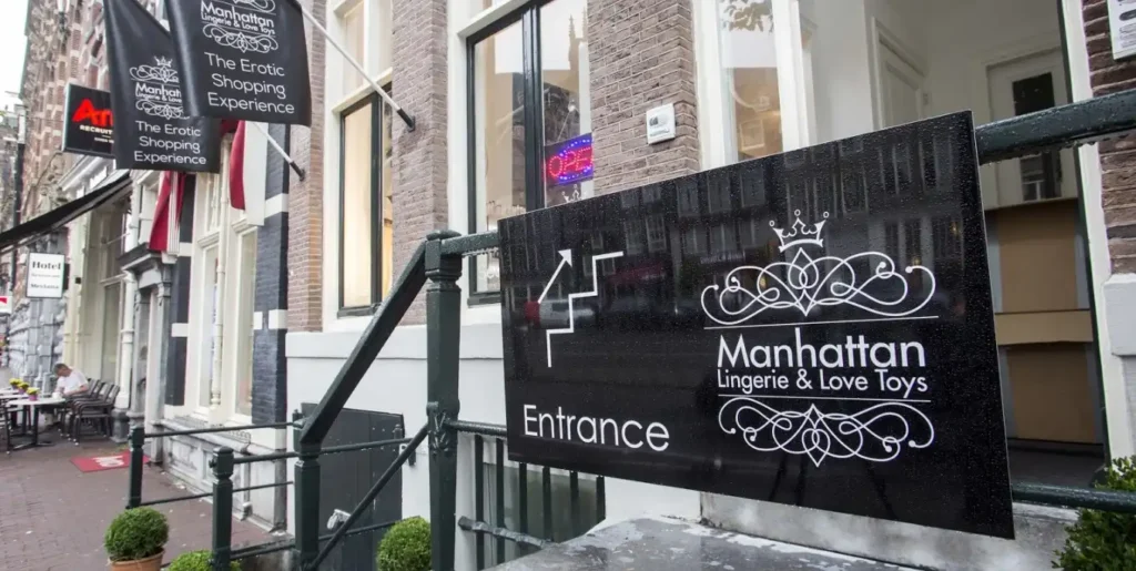 Manhattan Lingerie & Love Toys – Stylish Sex Shop in Amsterdam’s Red Light District